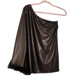 ENTRO NWT Black Faux Leather One Shoulder Top, Size Small